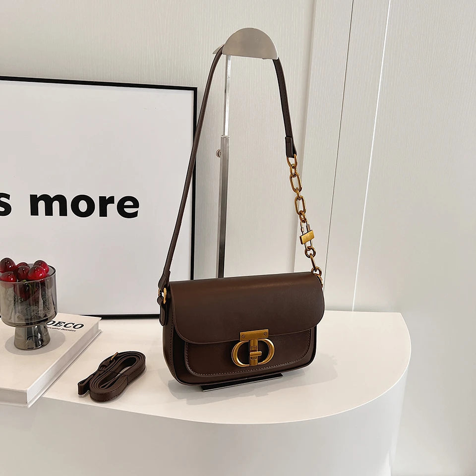 The Lock Flap Bag: Retro Form, Modern Ease