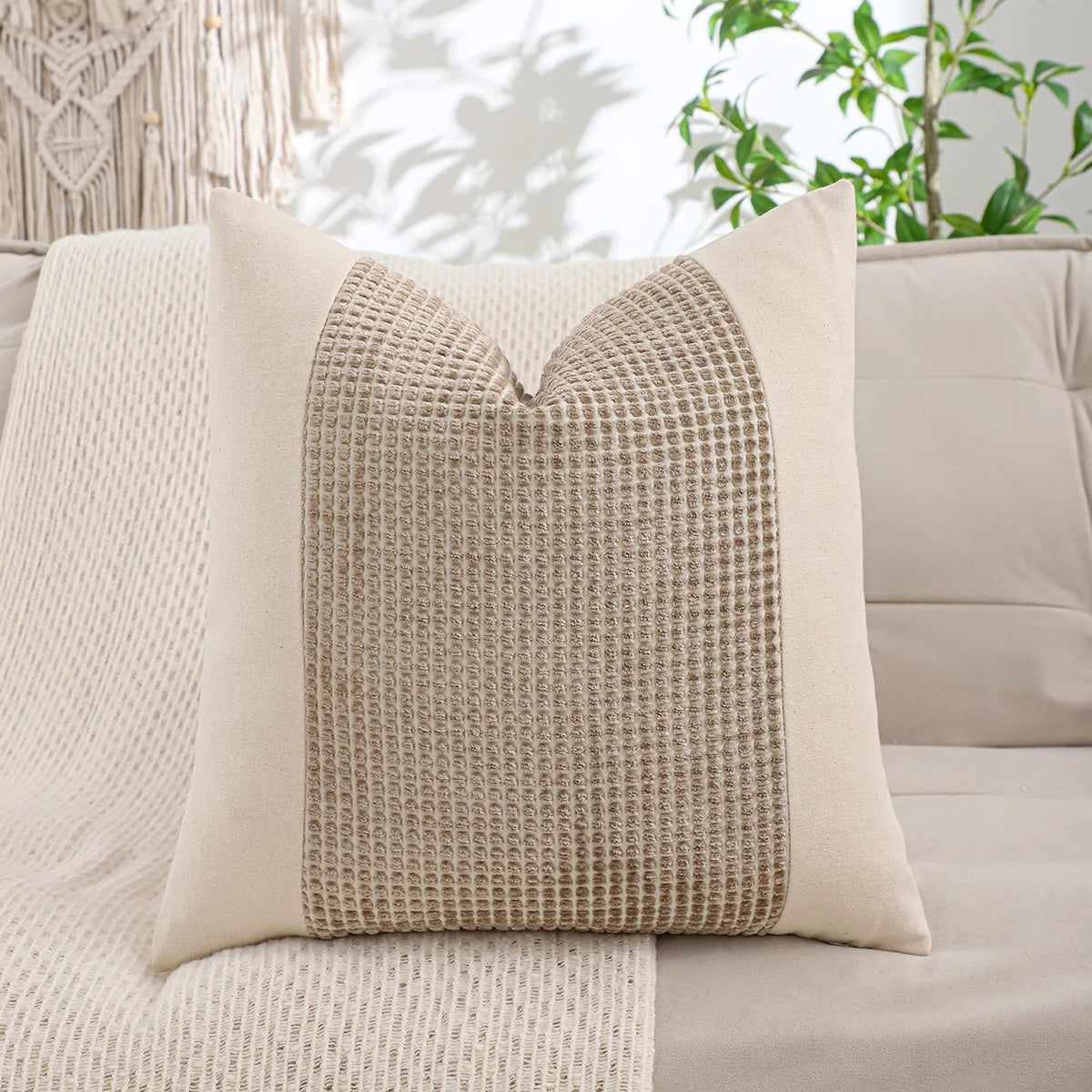 Textura Linear: Jacquard Canvas Pillow Cover
