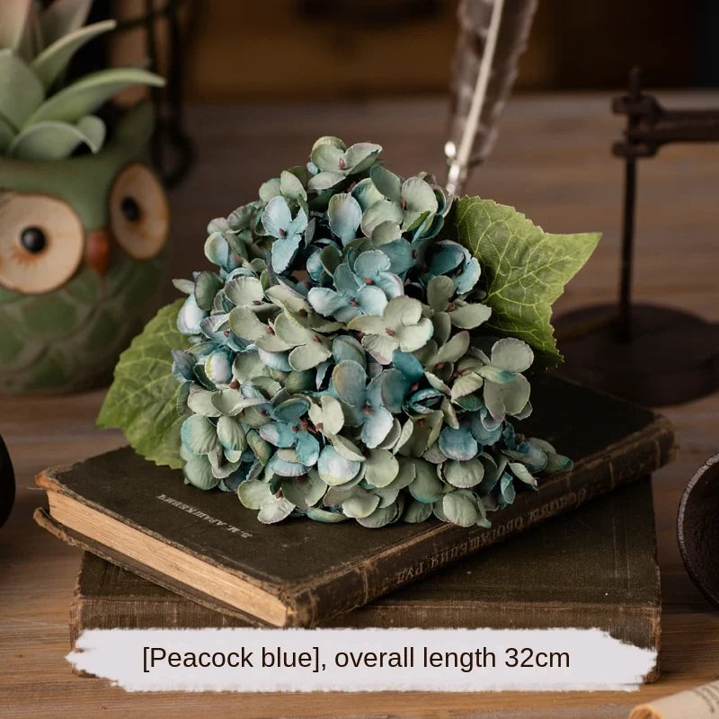 Soft Bloom: Silk Hydrangea Stem