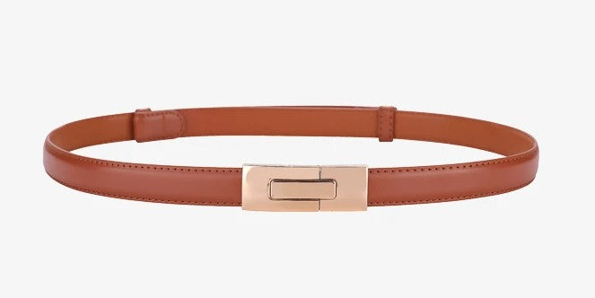 Sable Line: Cinturón fino de piel de vaca suave para mujer