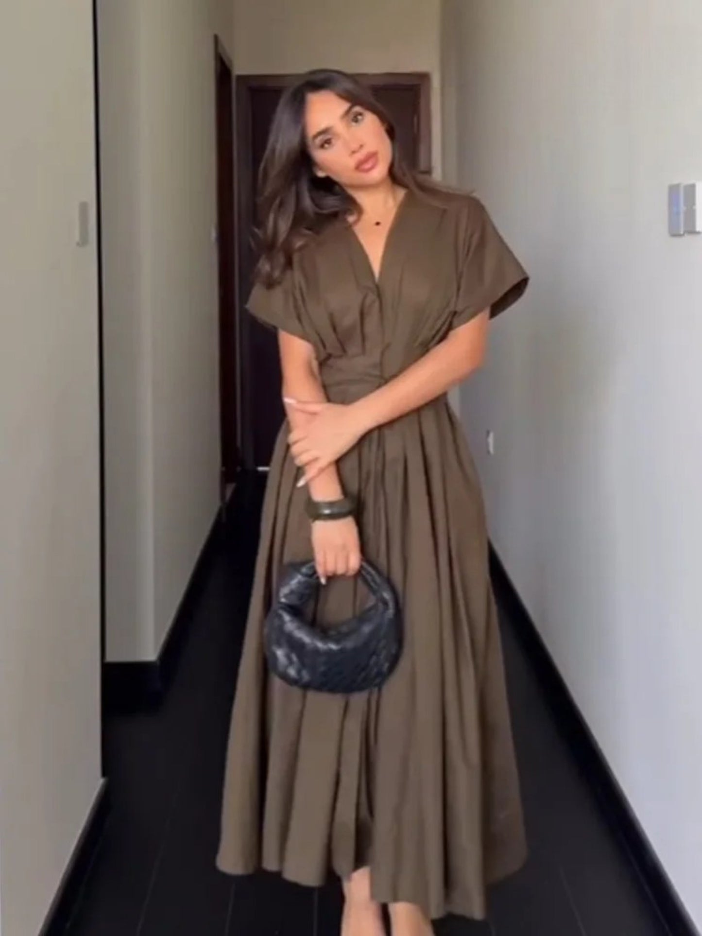 Women's V-Neck Lace-Up Midi Dress – Elegant, Backless & Summer-Ready