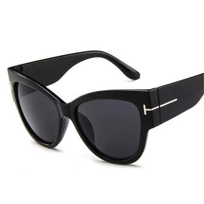 Velvet Glance: Retro Cat Eye Gradient Sunglasses