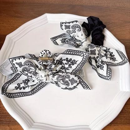 Elegant Retro Double-Sided Cashew Flower Bow Hair Clip