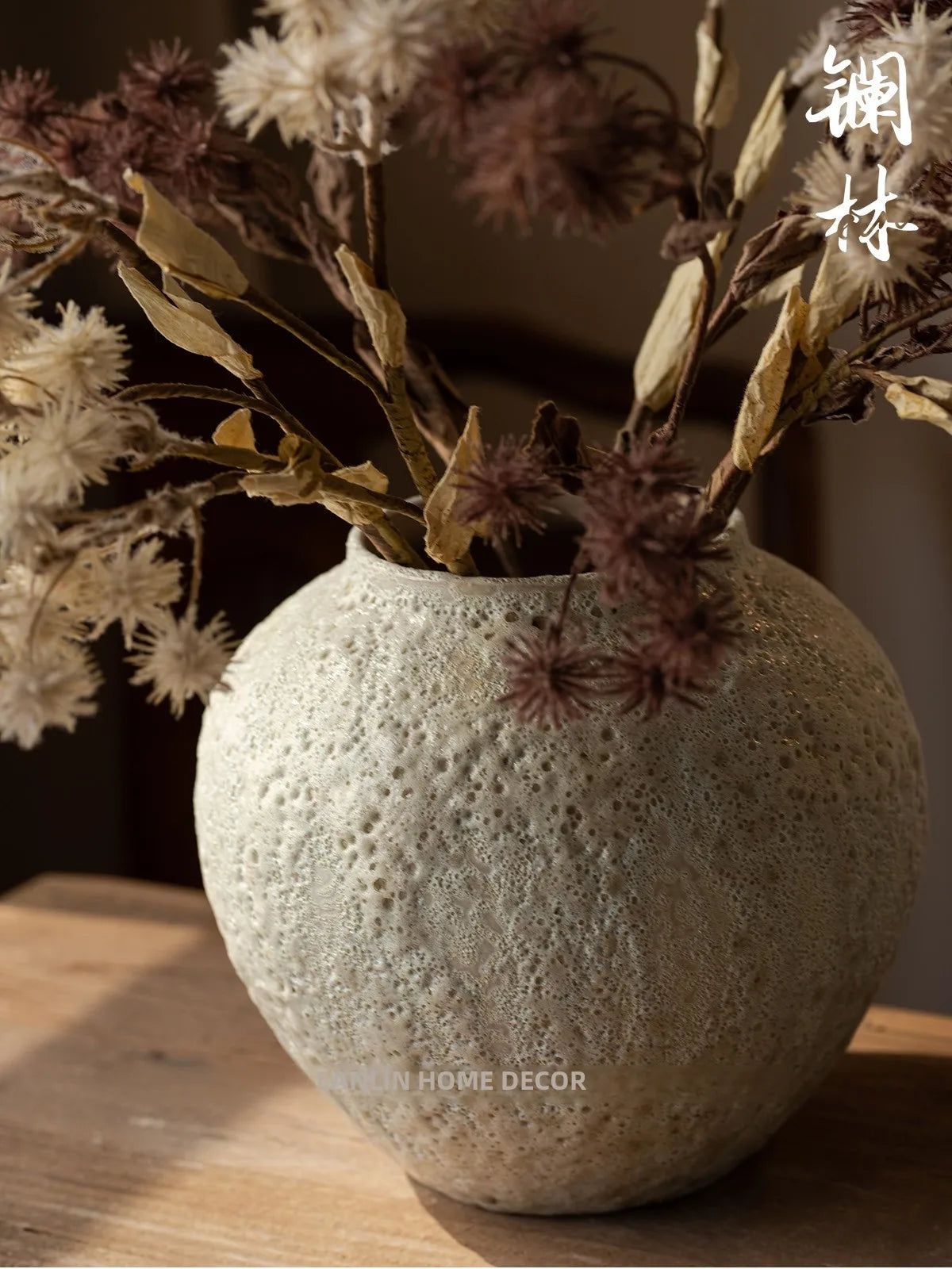 Retro Rustic White Cerc Flower Vase Bubble White Decorative Tabletop Ornament for Home Bedroom Living Room Dining Room