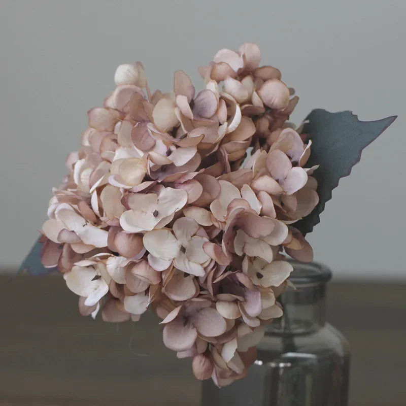 Soft Bloom: Silk Hydrangea Stem