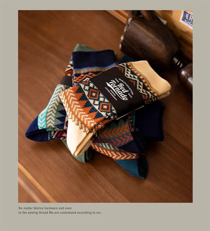5 Pairs Red Tornado Retro Ethnic Style Pattern Jacquard Crew Socks For Boots