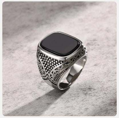 Vnox Rock Punk: Black Onyx Stainless Steel Signet Ring for Men – Bold & Timeless Statement