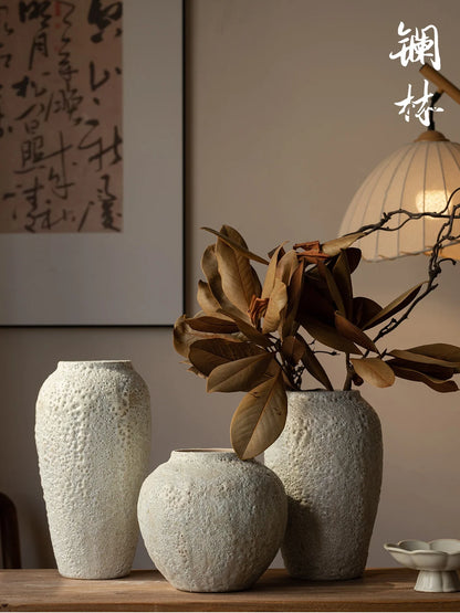 Retro Rustic White Cerc Flower Vase Bubble White Decorative Tabletop Ornament for Home Bedroom Living Room Dining Room