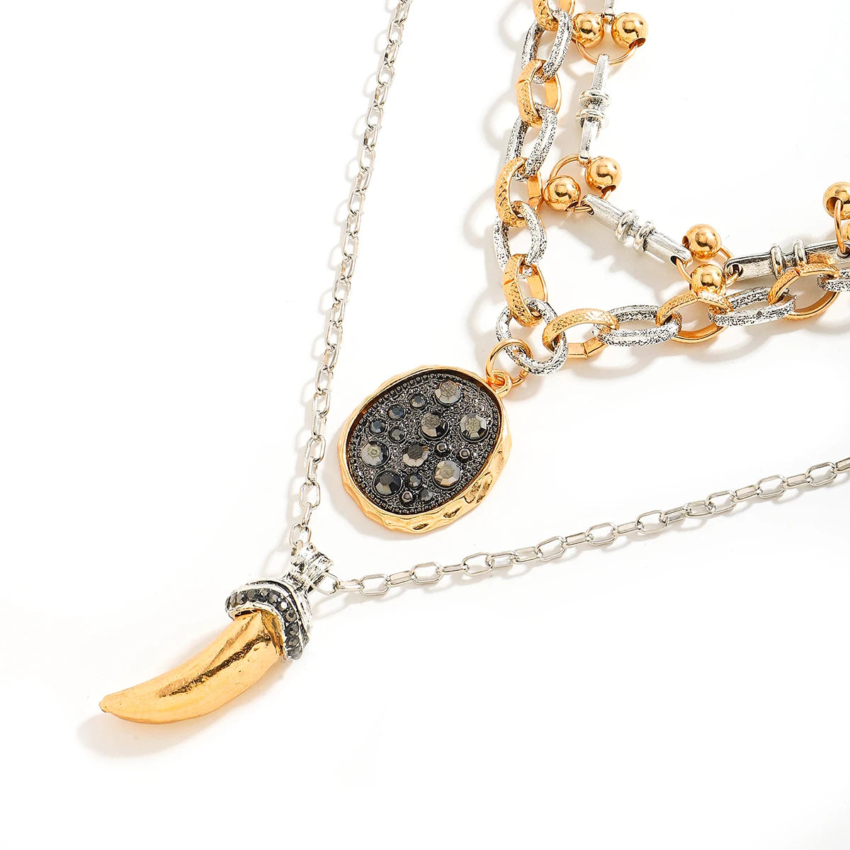 3-Piece Horn Glitter Pendant Necklace Set – Vintage-Inspired Layered Chains for Parties & Gifts