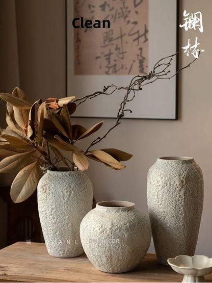 Retro Rustic White Cerc Flower Vase Bubble White Decorative Tabletop Ornament for Home Bedroom Living Room Dining Room