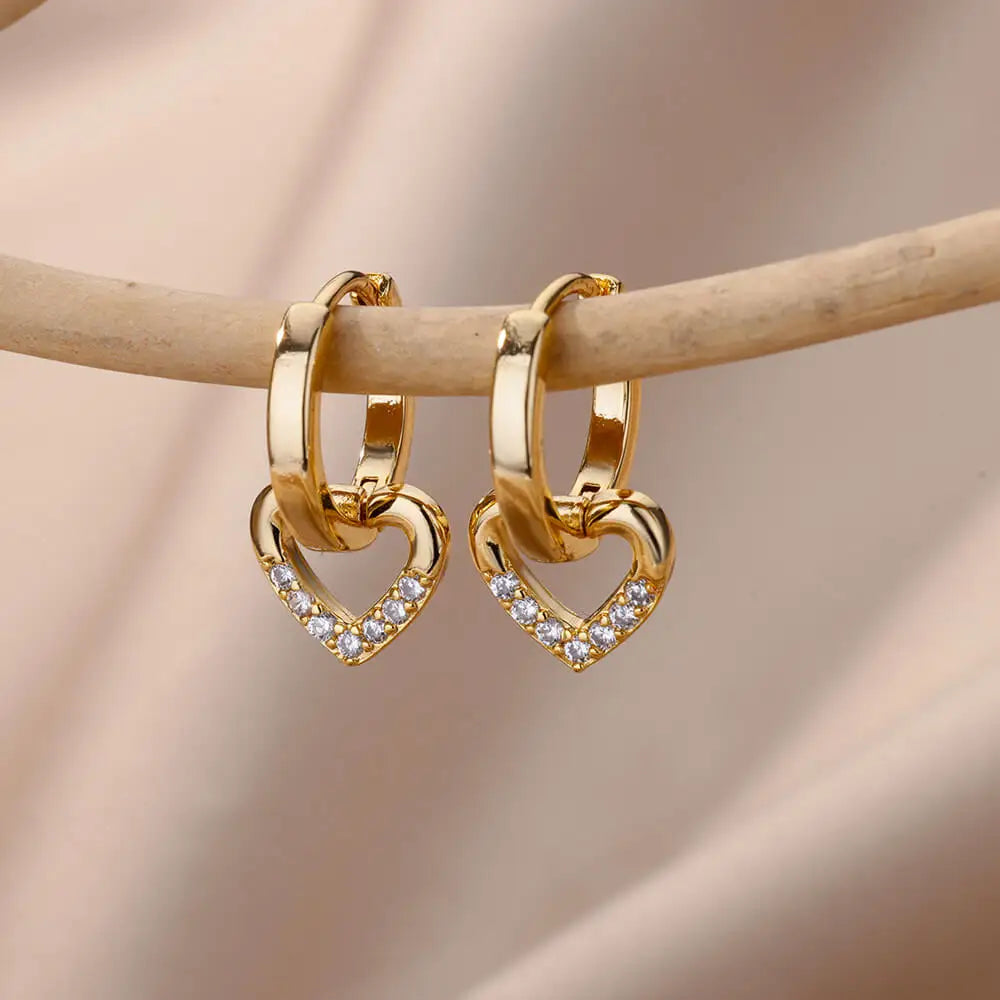 Golden Pulse: Hollow Zircon Heart Stud Earrings