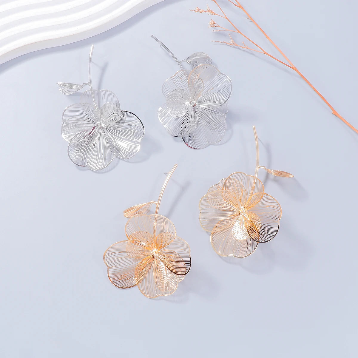 Verdant Echo: Vintage Plant-Inspired Drop Earrings