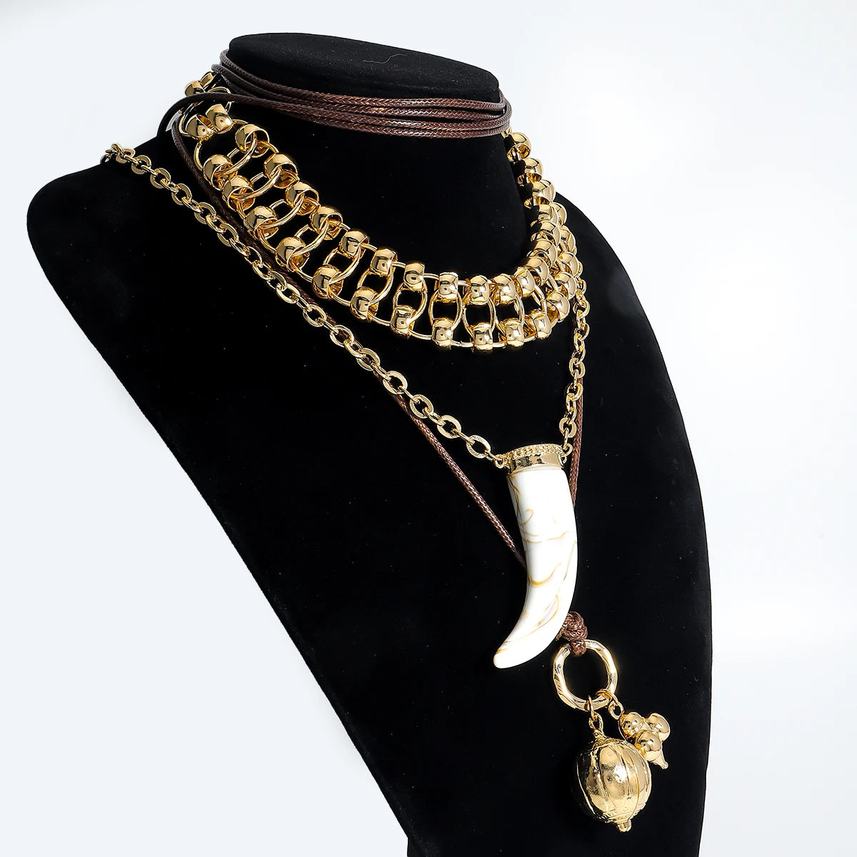 3-Piece Horn Pendant Necklace Set – Western Cowgirl-Inspired Layered Chains