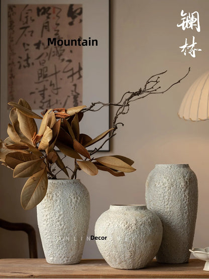 Retro Rustic White Cerc Flower Vase Bubble White Decorative Tabletop Ornament for Home Bedroom Living Room Dining Room