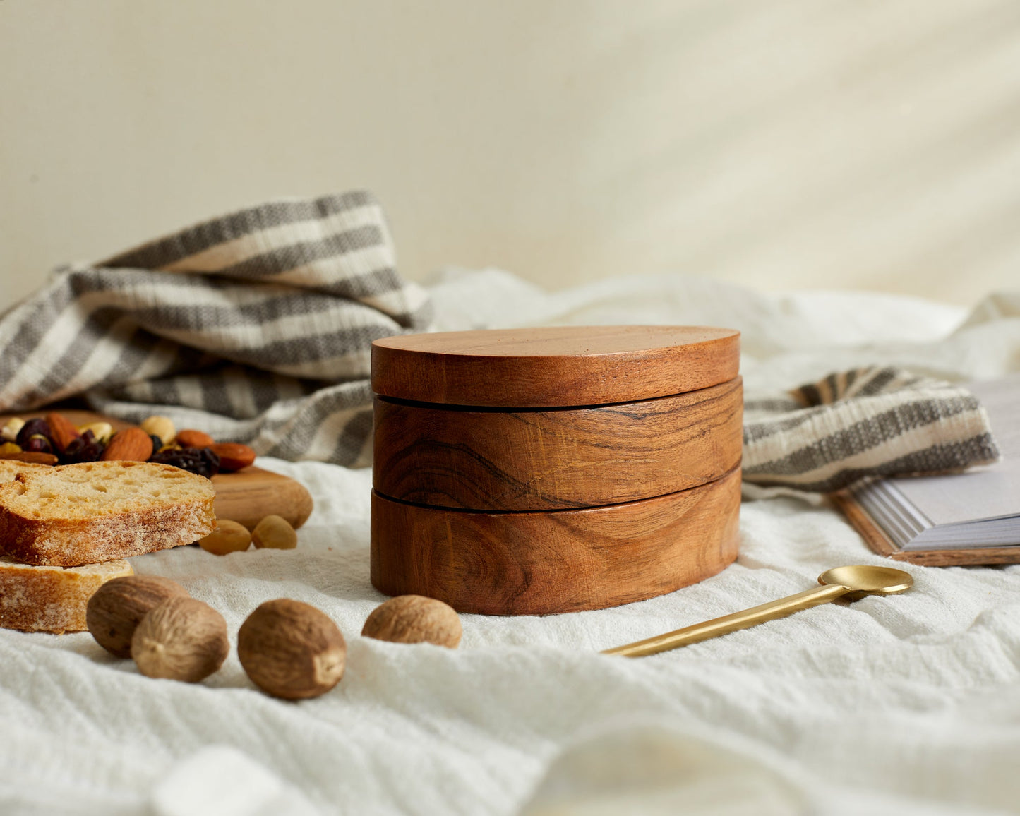 Acacia Wood Seasoning Pot Double Compartment