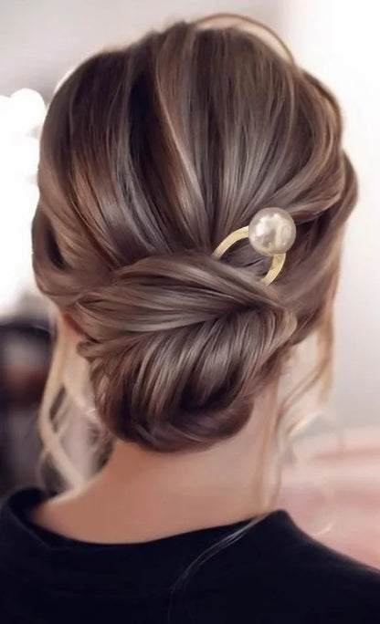 Lunar Pin: U-Shaped Pearl Hair Stick for Elegant Styling
